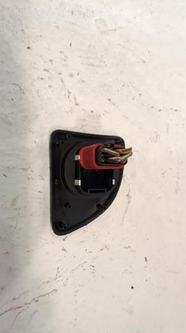 1107243 Botón de encendido del motor del elevalunas delantero derecho  disponible Burgos