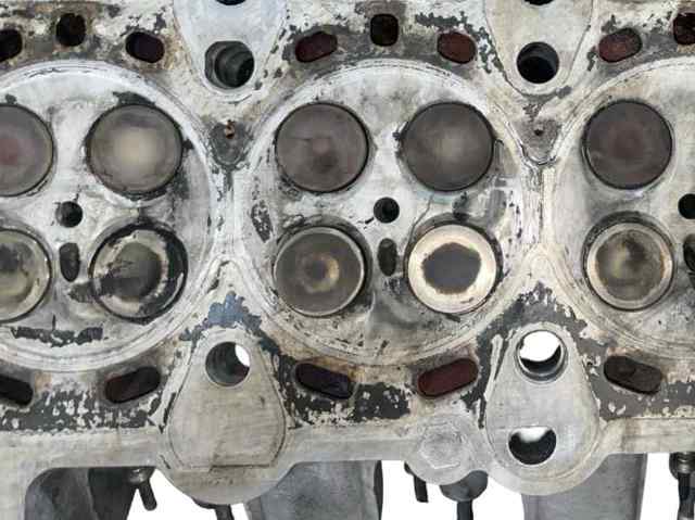 Cabeza del motor BMW X5  (2000-2006)