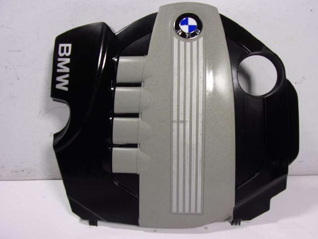 11147797410 Tapa motor  en stock Sabadell