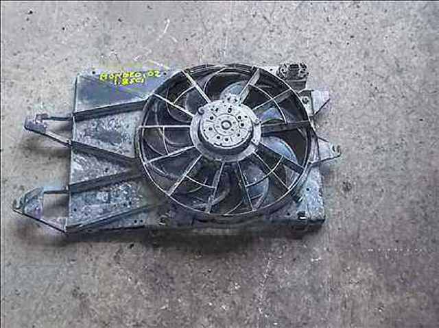1117754 Difusor del radiador de refrigeración con motor y hélice  comprar en Reus
