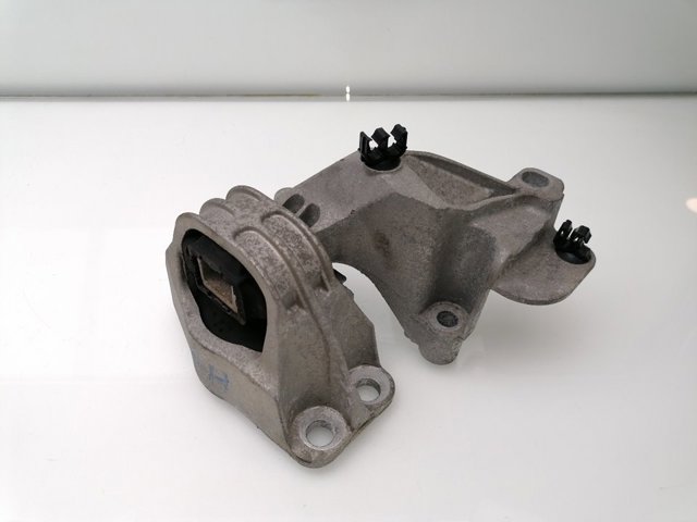 Soporte delantero derecho del motor 112108139R RENAULT