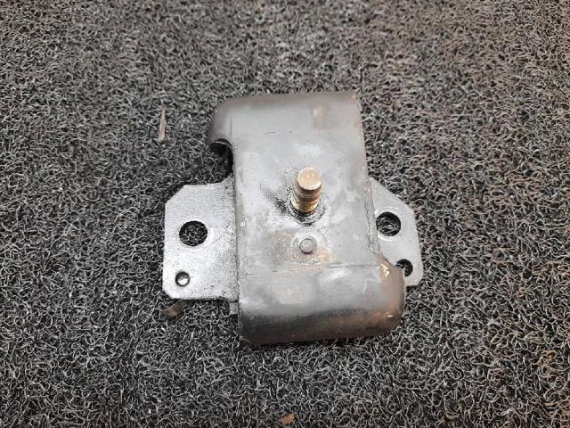 1122001J02 Nissan/Infiniti