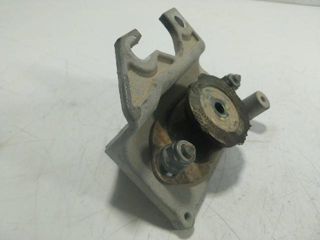 RENAULT 112205217R Soporte izquierdo del motor  disponible Valladolid