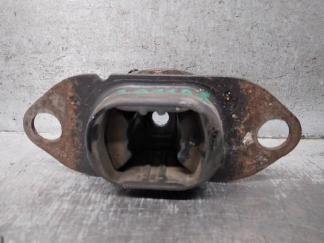 112205217R RENAULT Soporte izquierdo del motor  en stock Huelva