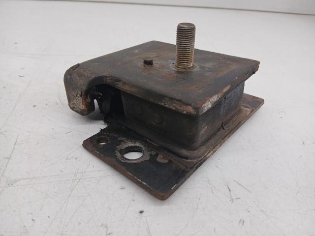 Soporte elástico, suspensión del motor, Izquierda / Derecha 11220C6001 NISSAN