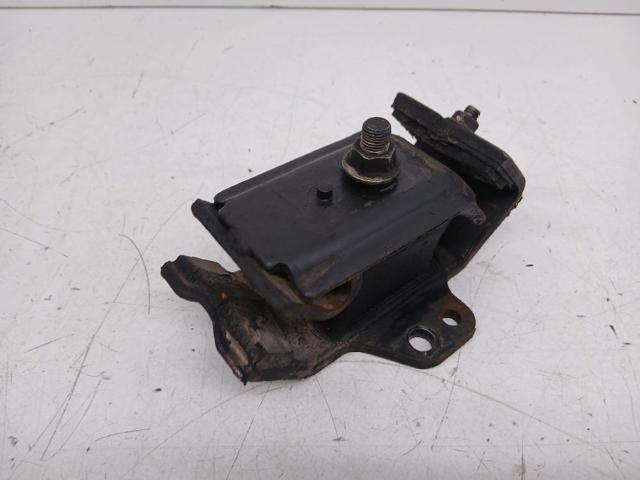 Cojín del motor 11220VK510 NISSAN