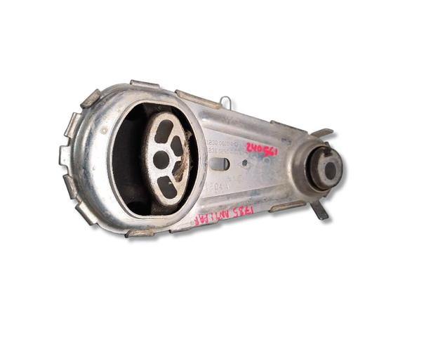 112380010R Soporte inferior del motor  en stock Granada