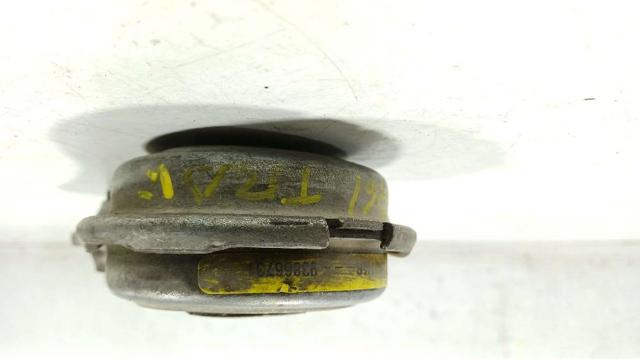 112388746R RENAULT Soporte inferior derecho del motor  en stock Gandía