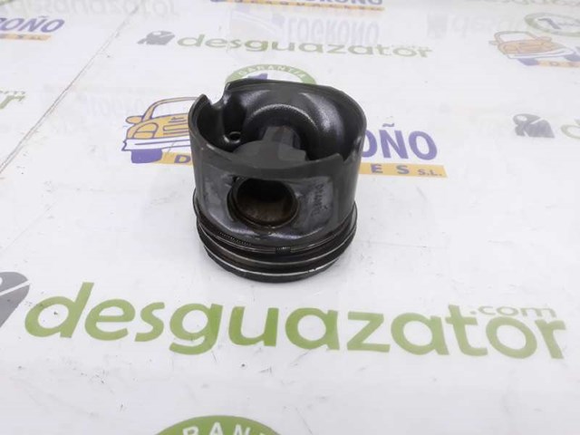 Pistón completo para 1 cilindro, STD 11257803033 BMW