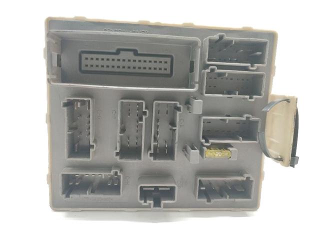Precio del repuesto Caja reles Focus I sedán