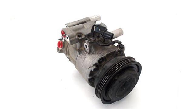 HYUNDAI 1127024600 Compresor de aire acondicionado  comprar en Albacete