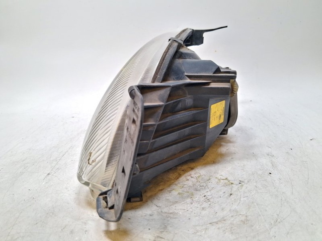 1127895 FORD Faro derecho  comprar en Oviedo