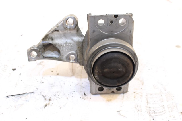 112845638R Soporte de motor derecho  en stock Castellón