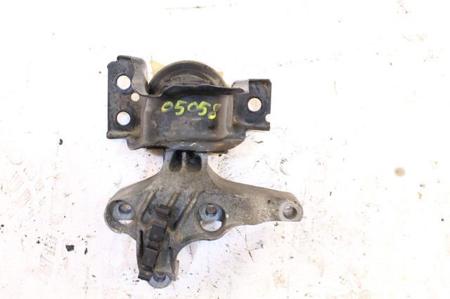 RENAULT 112845638R Soporte de motor derecho  en stock Terrassa