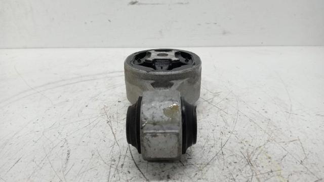 113504BA0A Soporte superior derecho del motor  en stock Castellón
