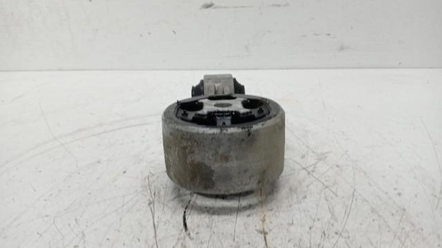 113504BA0A NISSAN Soporte superior derecho del motor comprar Alcalá