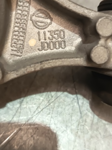 11350JD000 Soporte de motor derecho  en stock Granada