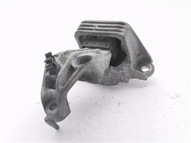 113560009R Soporte superior derecho del motor  en stock Granada