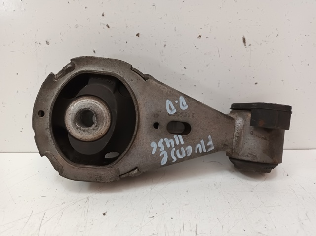 113560012R Soporte superior derecho del motor  en stock Castellón