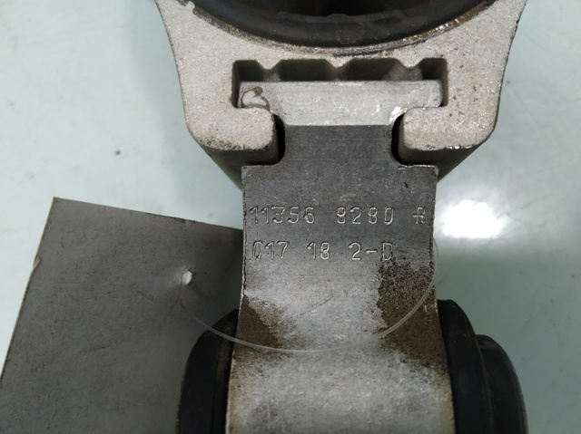 113568280R Renault (RVI)