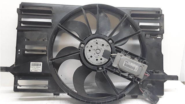 VOLVO 1137328081 Difusor del radiador de refrigeración con motor y hélice  disponible España