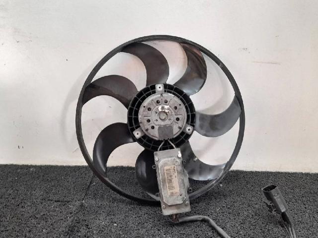 VOLVO 1137328081 Difusor del radiador de refrigeración con motor y hélice  disponible Lugo