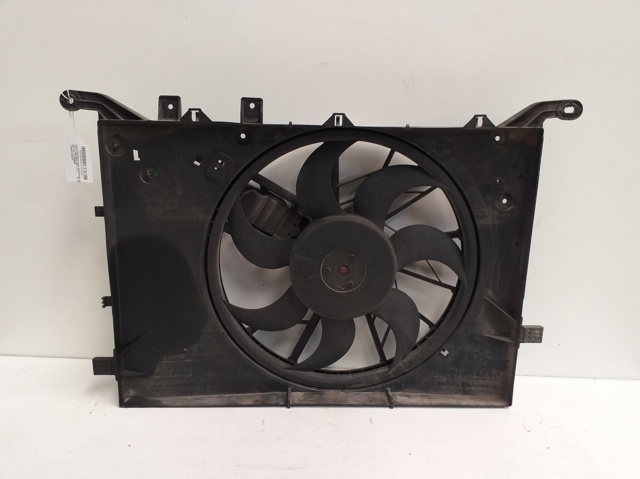 VOLVO 1137328081 Ventilador de radiador  en stock Salamanca