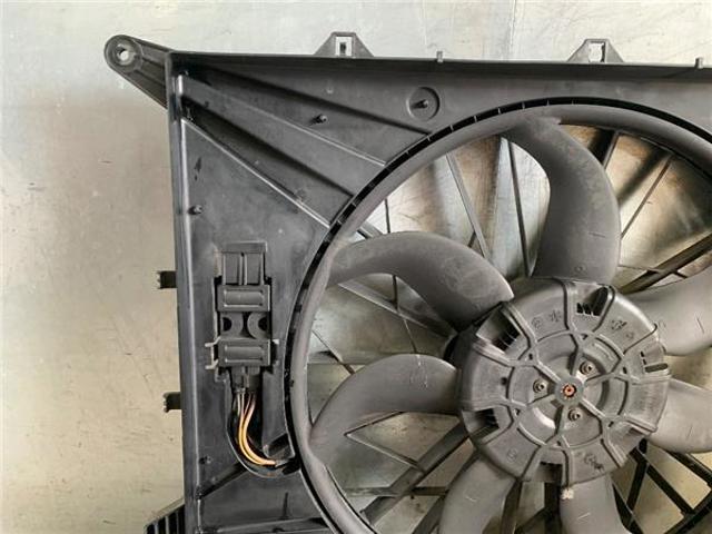 1137328116 VOLVO Ventilador eléctrico de refrigeración completo (motor y hélice)  comprar en Oviedo