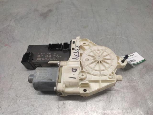 1137328125 PEUGEOT Motor del elevalunas de la puerta delantera izquierda  disponible Ourense