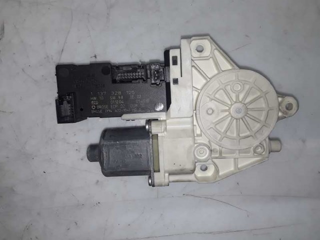 1137328125 Motor del elevalunas de la puerta delantera izquierda  disponible Málaga