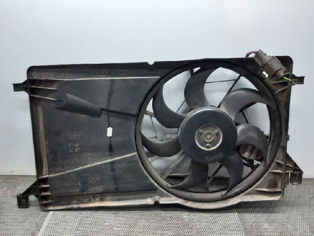 FORD 1137328558 Difusor del radiador de refrigeración con motor y hélice  comprar en Ponferrada