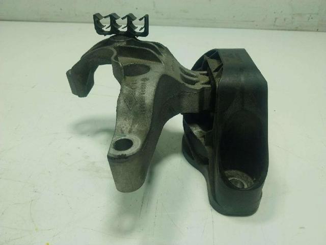 113758078R Soporte de motor derecho  en stock Granada