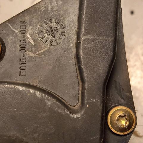 1138072 Ford