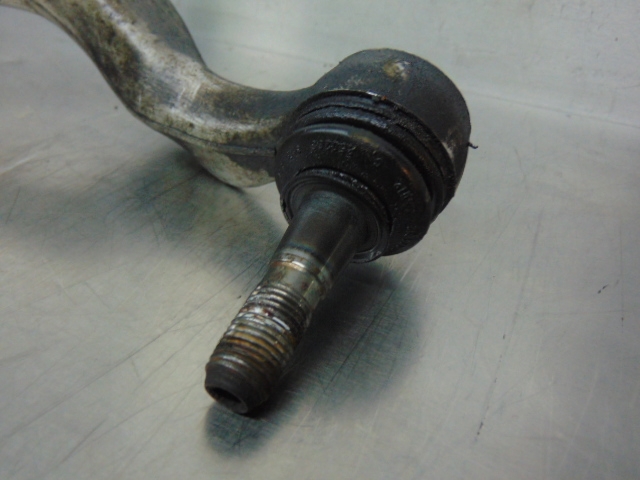 1141717 Brazo superior izquierdo de la suspensión delantera  en stock Granada
