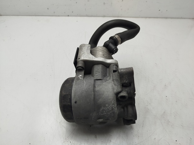 11427508967 Radiador de aceite debajo del filtro  disponible Burgos