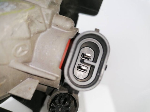 MAZDA 11441977 Luz antiniebla izquierdo  en stock Valencia