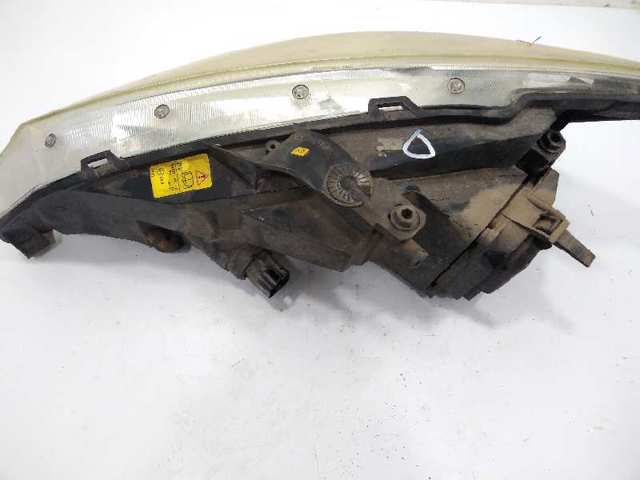 FORD 1152096 Faro derecho  en stock Terrassa