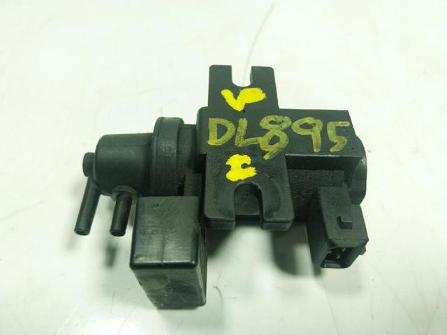 BMW 11747796634 Válvula solenoide de control de presión de sobrealimentación  disponible Lugo