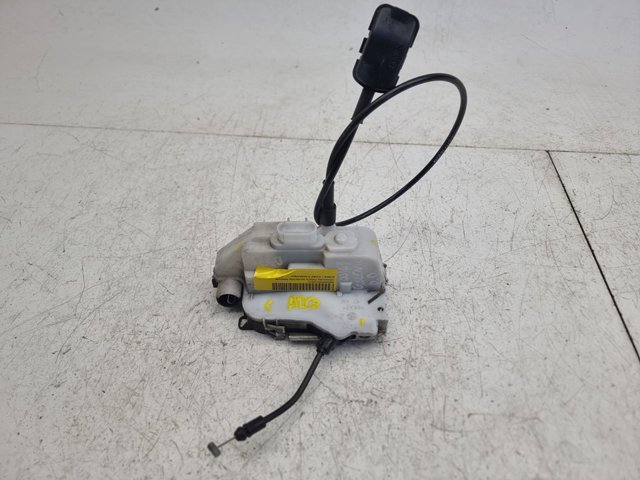 119121 RENAULT Cerradura de puerta delantera derecha  disponible Alicante