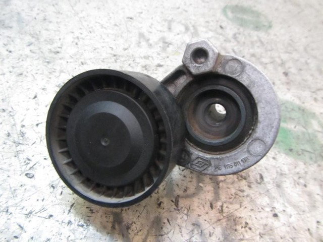 Tensor de correa de alternador Mercedes A  (2012-2018)
