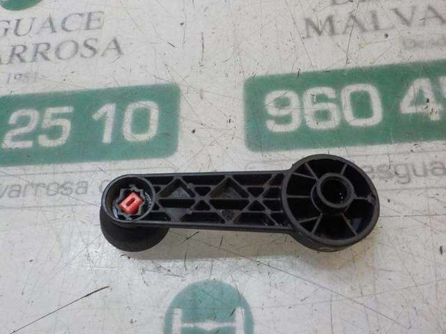 1197838 Manivela de elevalunas de puerta delantera  en stock Granada