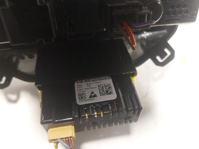 11A907049WHS Unidad de control aire acondicionado  en stock Sabadell