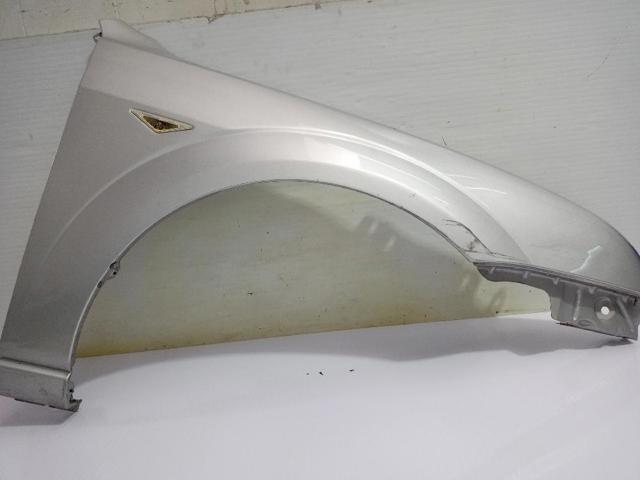 Guardabarros delanteros derecho 1204738 FORD