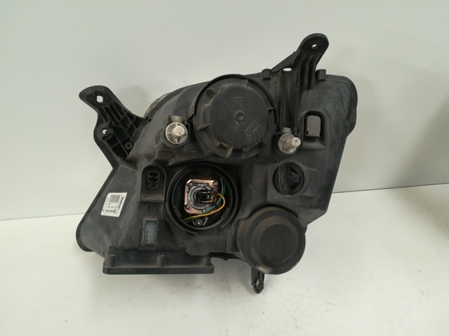 OPEL 1216152 Faro derecho  en stock Terrassa