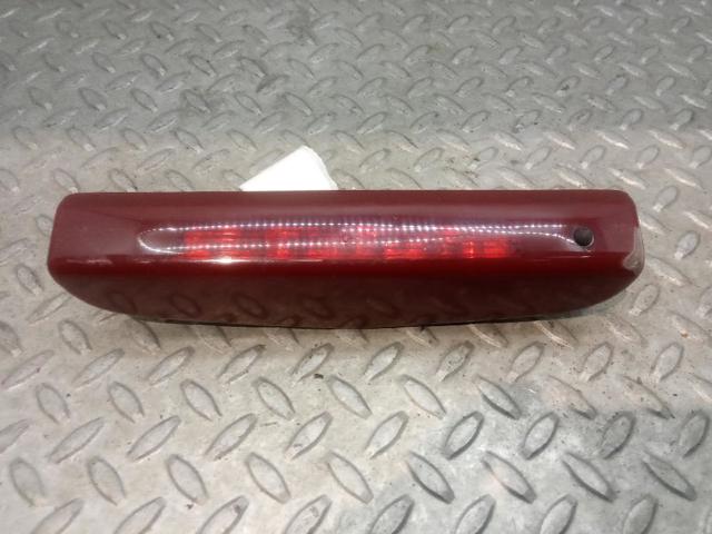 Lampara de luz de freno adicional  1222129 OPEL