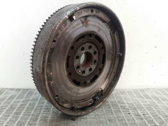 1223712 BMW