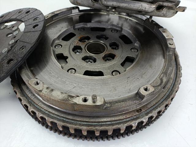 123104345R RENAULT Volante motor  en stock Córdoba