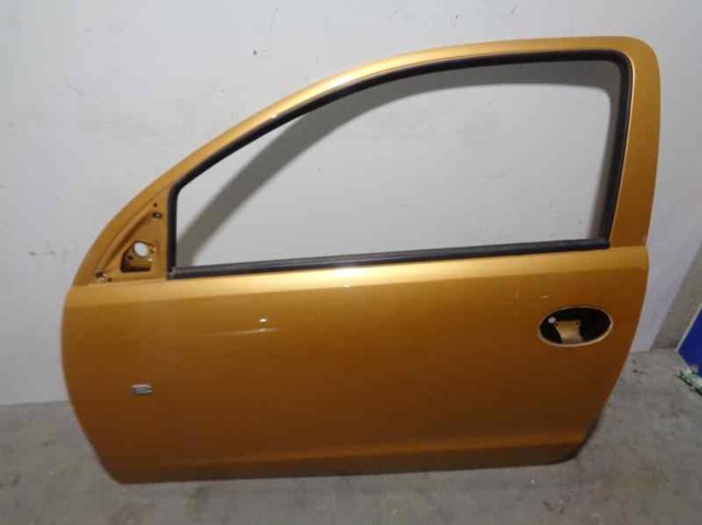 Puerta delantera izquierda 124036 Opel