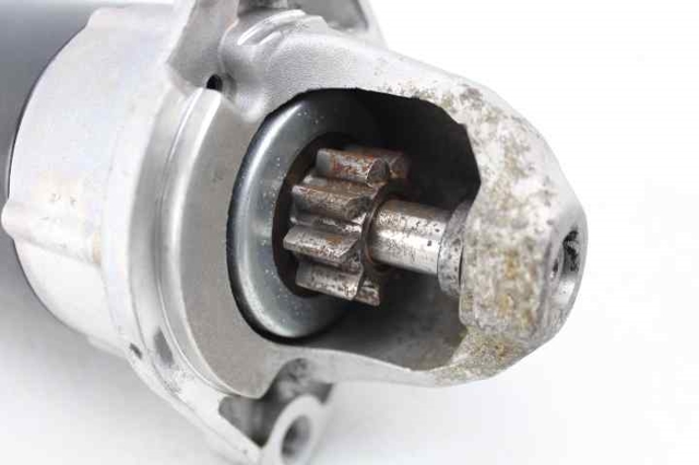 BMW 12417798035 Motor de arranque  comprar en Ponferrada