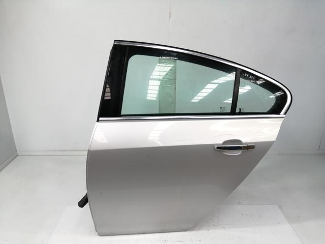 Puerta trasera izquierda 124264 Opel